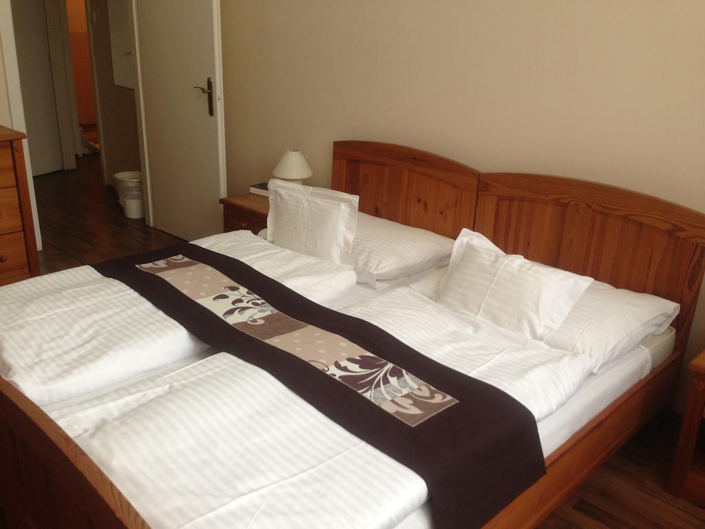 Vasvirag Hotel Celldömölk Cameră foto